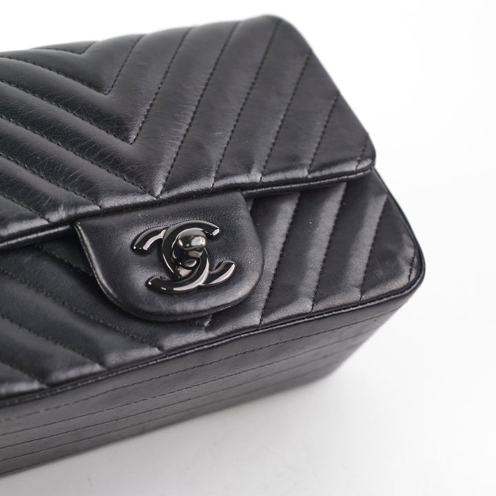 Top Quality Chanel Mini Square Chevron So Black
