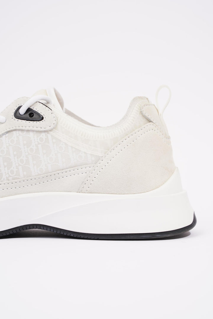 Christian Dior B25 White / Black Mesh EU 42.5 UK 8.5
