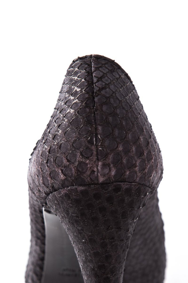 Roberto Botticelli Black Matte Python Skin Heels SZ 39 Sale
