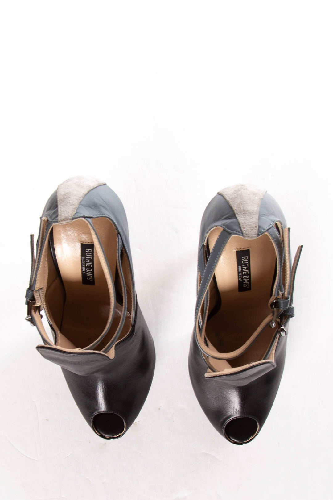 Ruthie Davis Black & Blue Peep-Toe Platform Pumps SZ 39