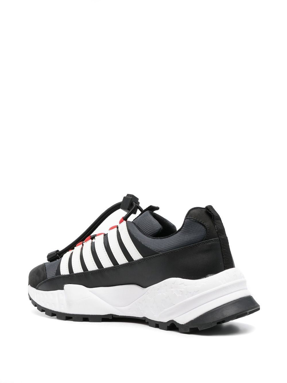 FREESNEAKERSLACE-UP LOW TOP SNEAKER
