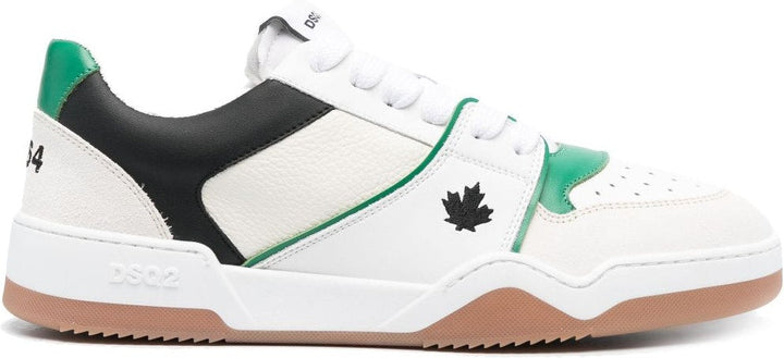 LOW TOP LEATHER SNEAKER.