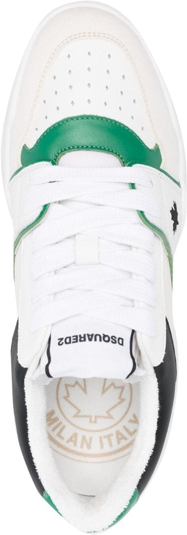 LOW TOP LEATHER SNEAKER.