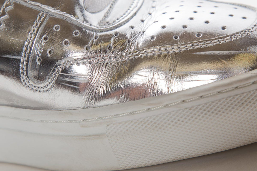 SWEAR Silver Metallic Leather Round-Toe Sneakers SZ 37
