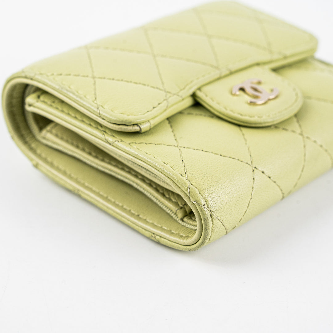 Top Quality Chanel Compact Wallet Green