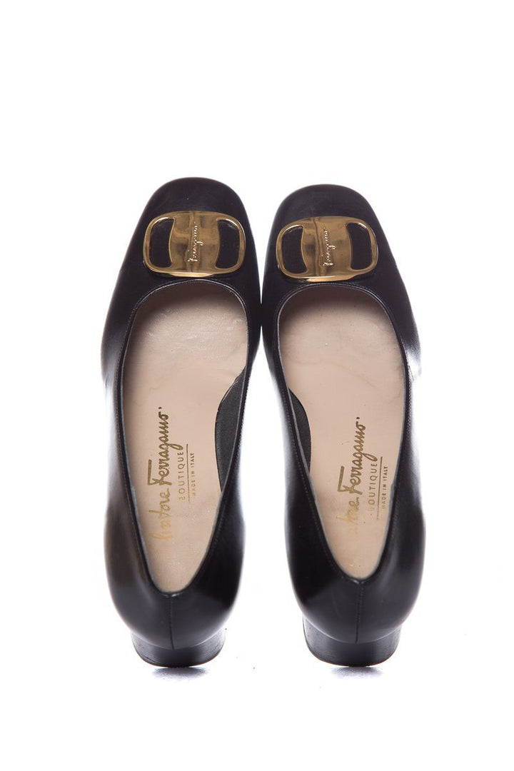 Salvatore Ferragamo Black Leather Pumps SZ 5