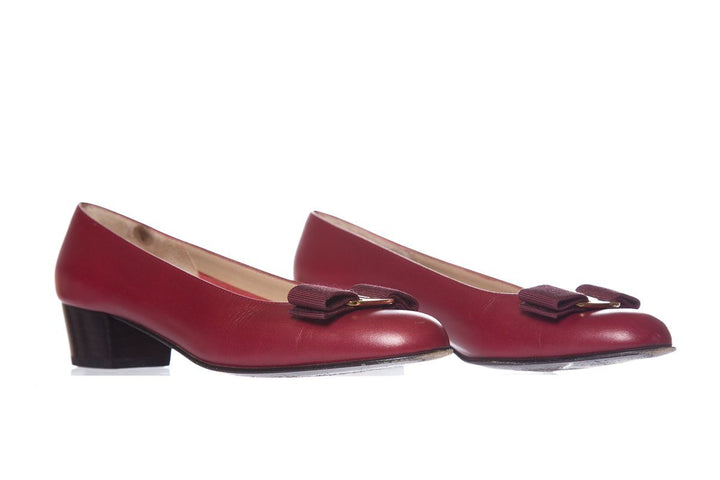 Salvatore Ferragamo Red Leather Pumps SZ 5
