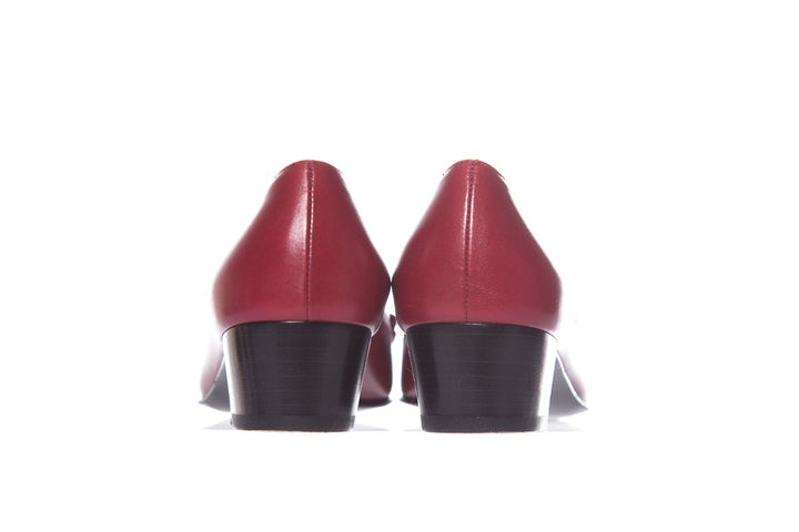 Salvatore Ferragamo Red Leather Pumps SZ 5