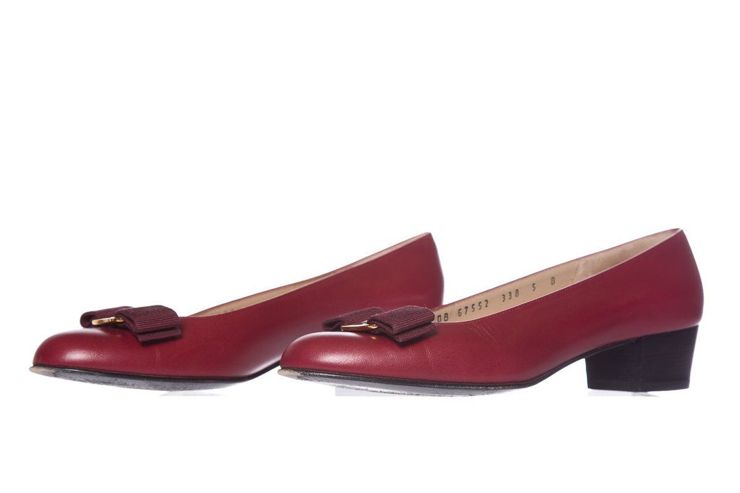 Salvatore Ferragamo Red Leather Pumps SZ 5