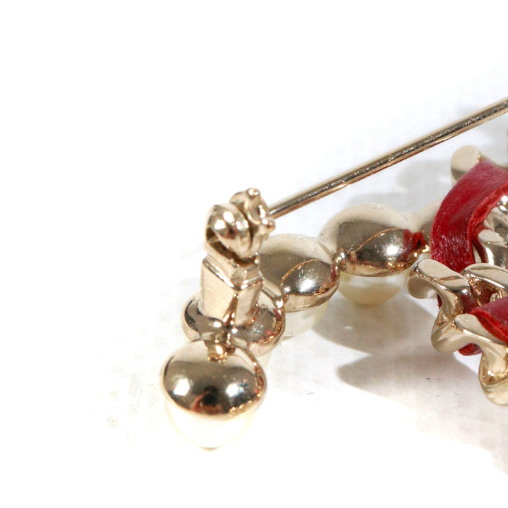 Top Quality Chanel Top Quality Chanel Pins & brooches CC