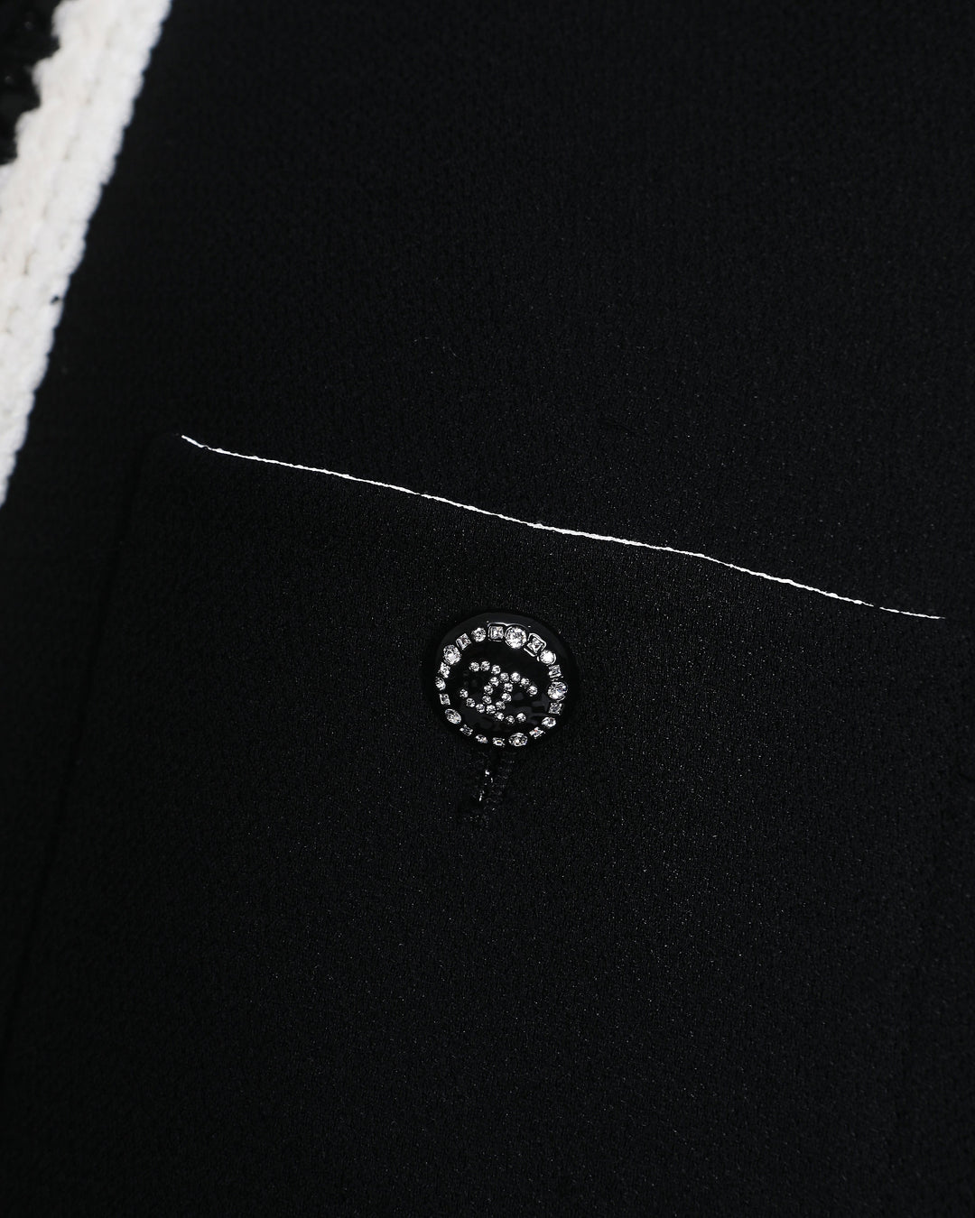 *SUPER HOT* Top Quality Chanel 22C Black, White Metallic Tweed Trim Silk Jacket and Wide-Leg Trouser Set with Crystal CC Logo Detail Size FR 42-44 (UK 14-16) Jacket RRP ¬£5,420