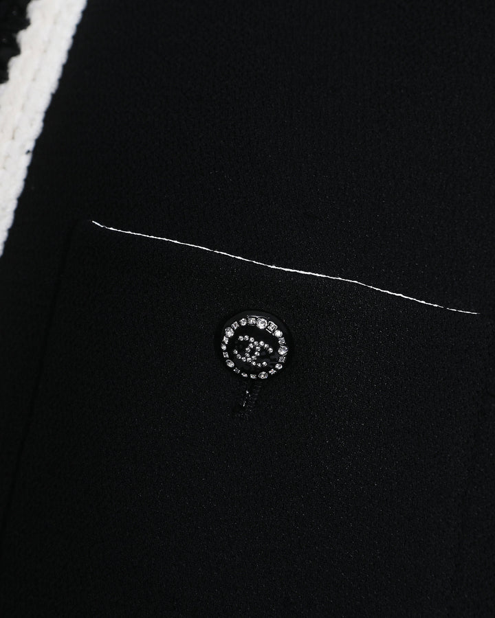 *SUPER HOT* Top Quality Chanel 22C Black, White Metallic Tweed Trim Silk Jacket and Wide-Leg Trouser Set with Crystal CC Logo Detail Size FR 42-44 (UK 14-16) Jacket RRP ¬£5,420