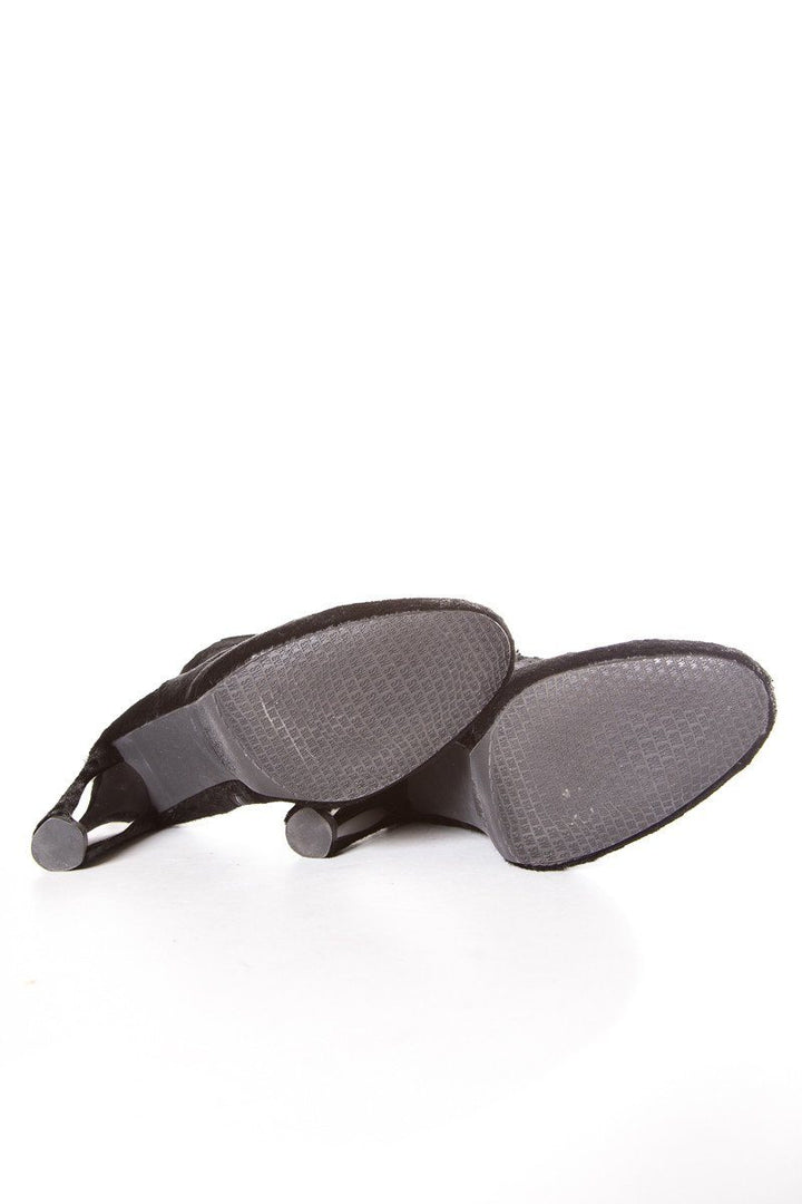 Stuart Weitzman Black Round-Toe Calf Hair Booties SZ 7.5