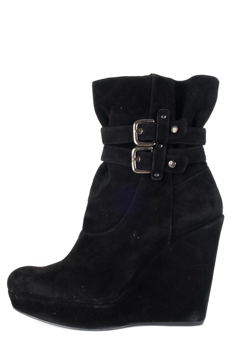 Stuart Weitzman Black Suede Round Toe Ankle Booties 9