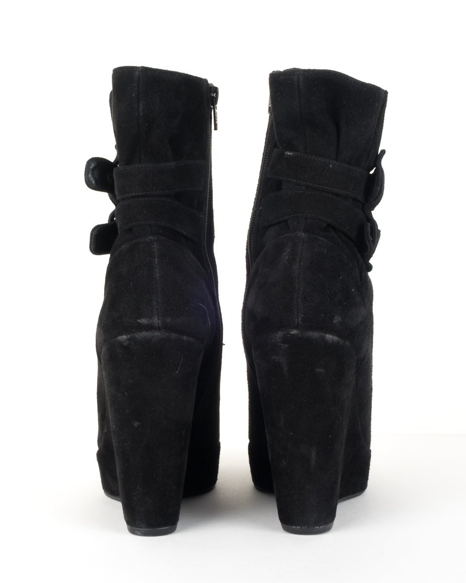 Stuart Weitzman Black Suede Round Toe Ankle Booties 9