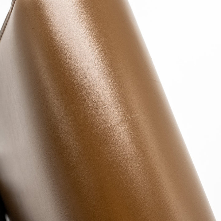 Top Quality Celine Medium Classic Box Calfskin Camel