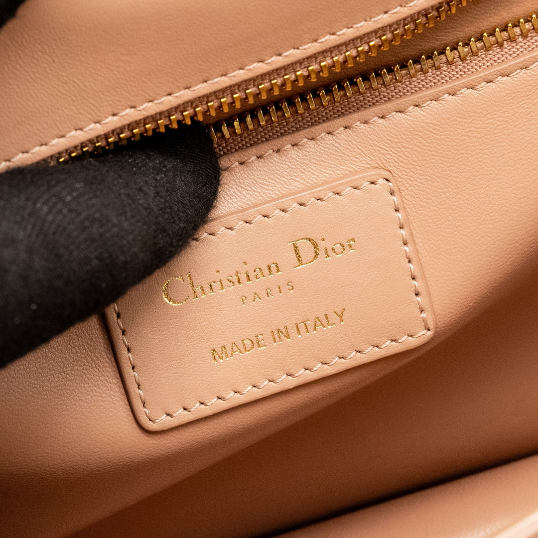 Top quality Dior 30 Montaigne Medium Flap Bag Calfskin Light Pink