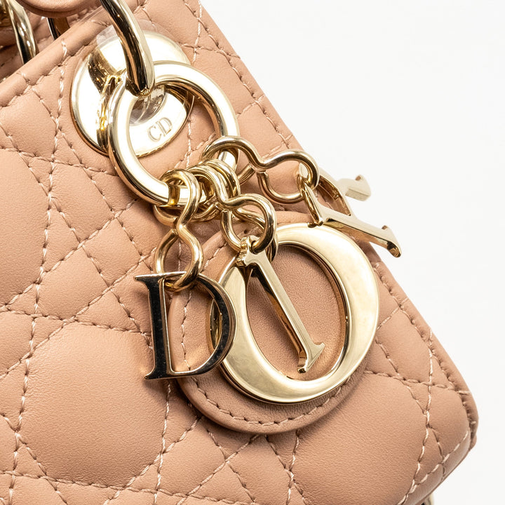 Top quality Dior Lady Top quality Dior Micro Bag Cannage Lambskin Rose Des Vents