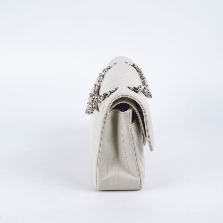 Top Quality Chanel Classic Flap Small Lambskin Chevron Cream - Series 31