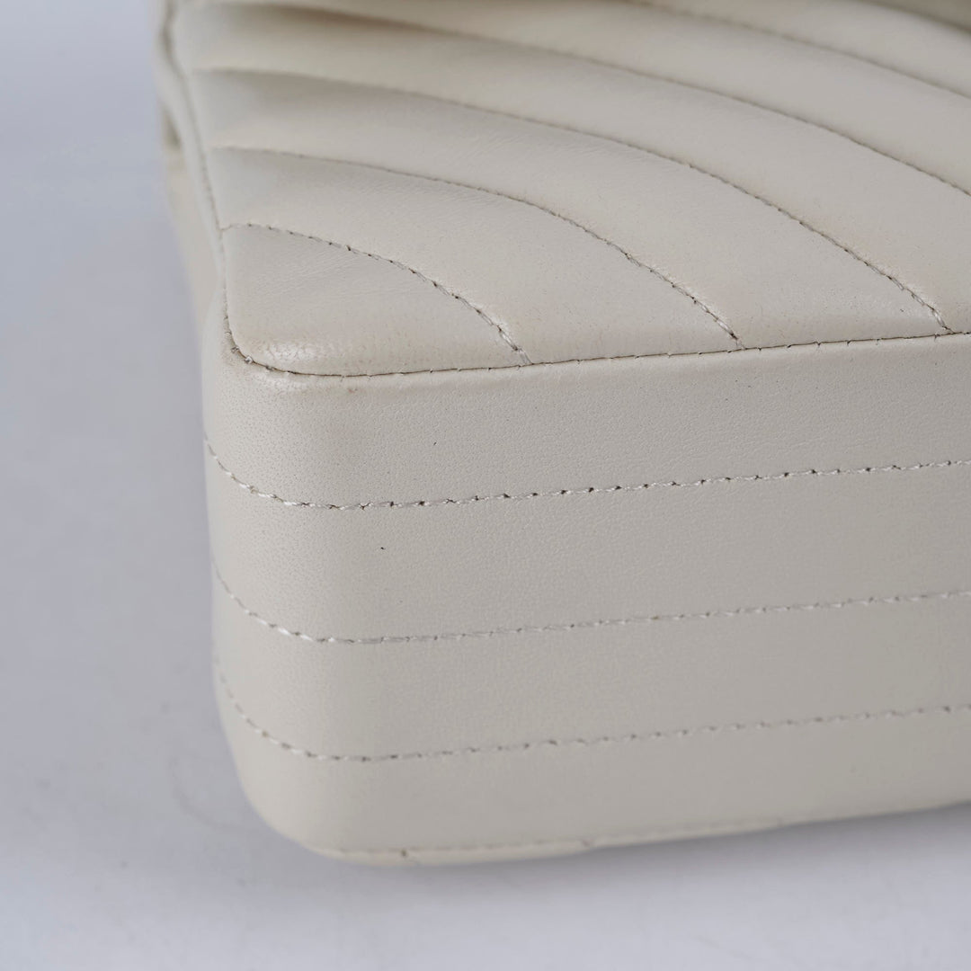 Top Quality Chanel Classic Flap Small Lambskin Chevron Cream - Series 31