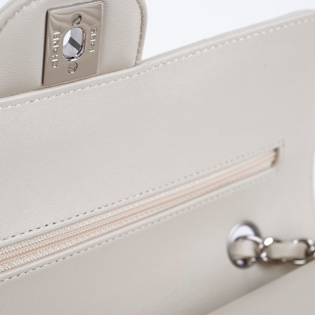 Top Quality Chanel Classic Flap Small Lambskin Chevron Cream - Series 31