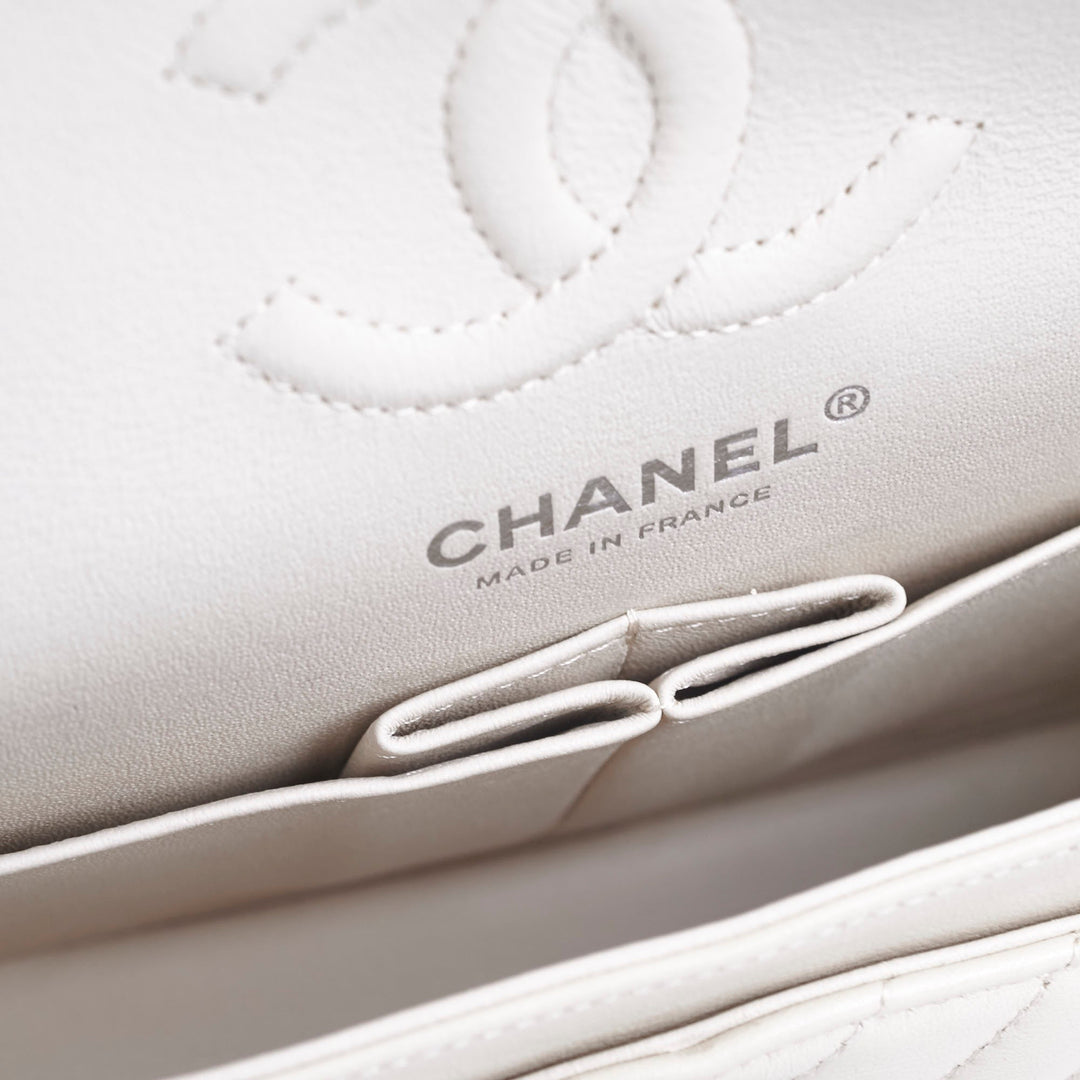 Top Quality Chanel Classic Flap Small Lambskin Chevron Cream - Series 31