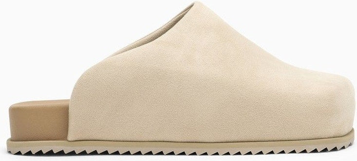BEIGE MULES TRUCK IN LEATHERETTE