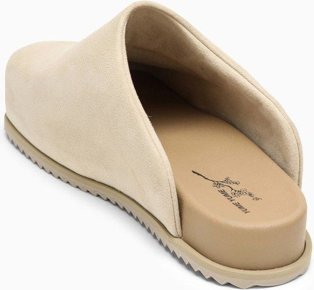BEIGE MULES TRUCK IN LEATHERETTE