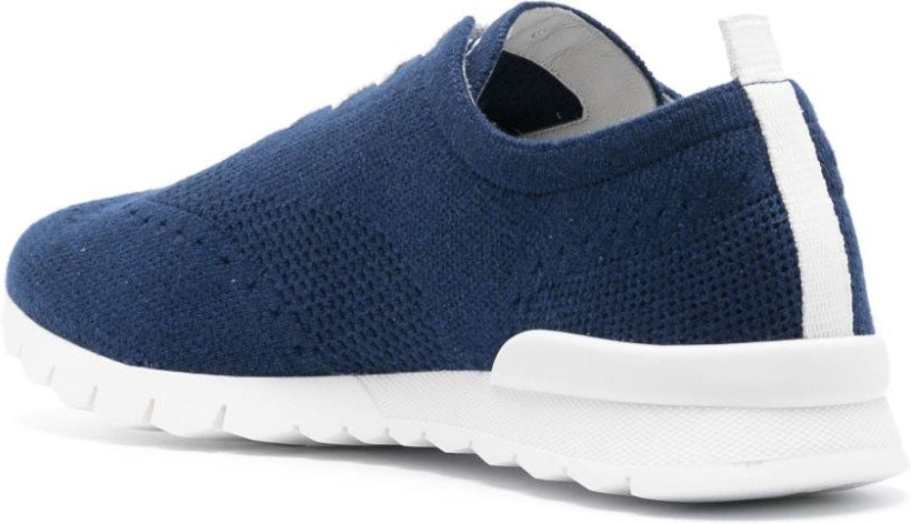 LOW-TOP SNEAKERS
