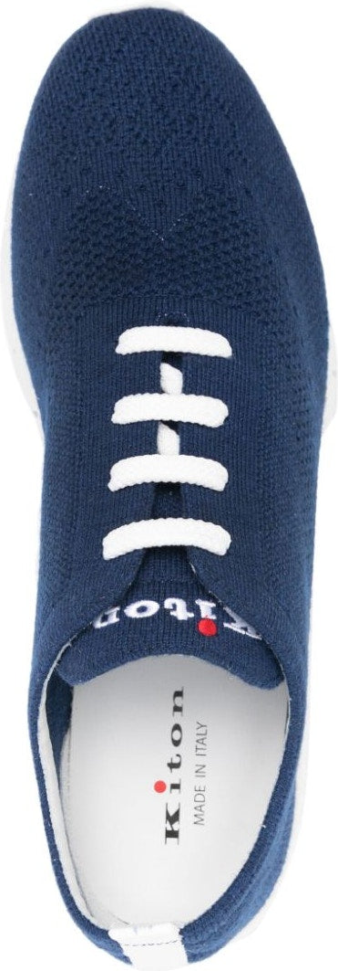 LOW-TOP SNEAKERS