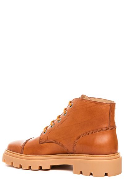 BROWN LEATHER BOOTS