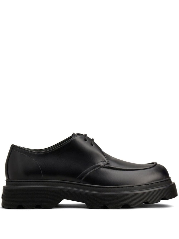 LACEUP LEATHER DERBY SHOES