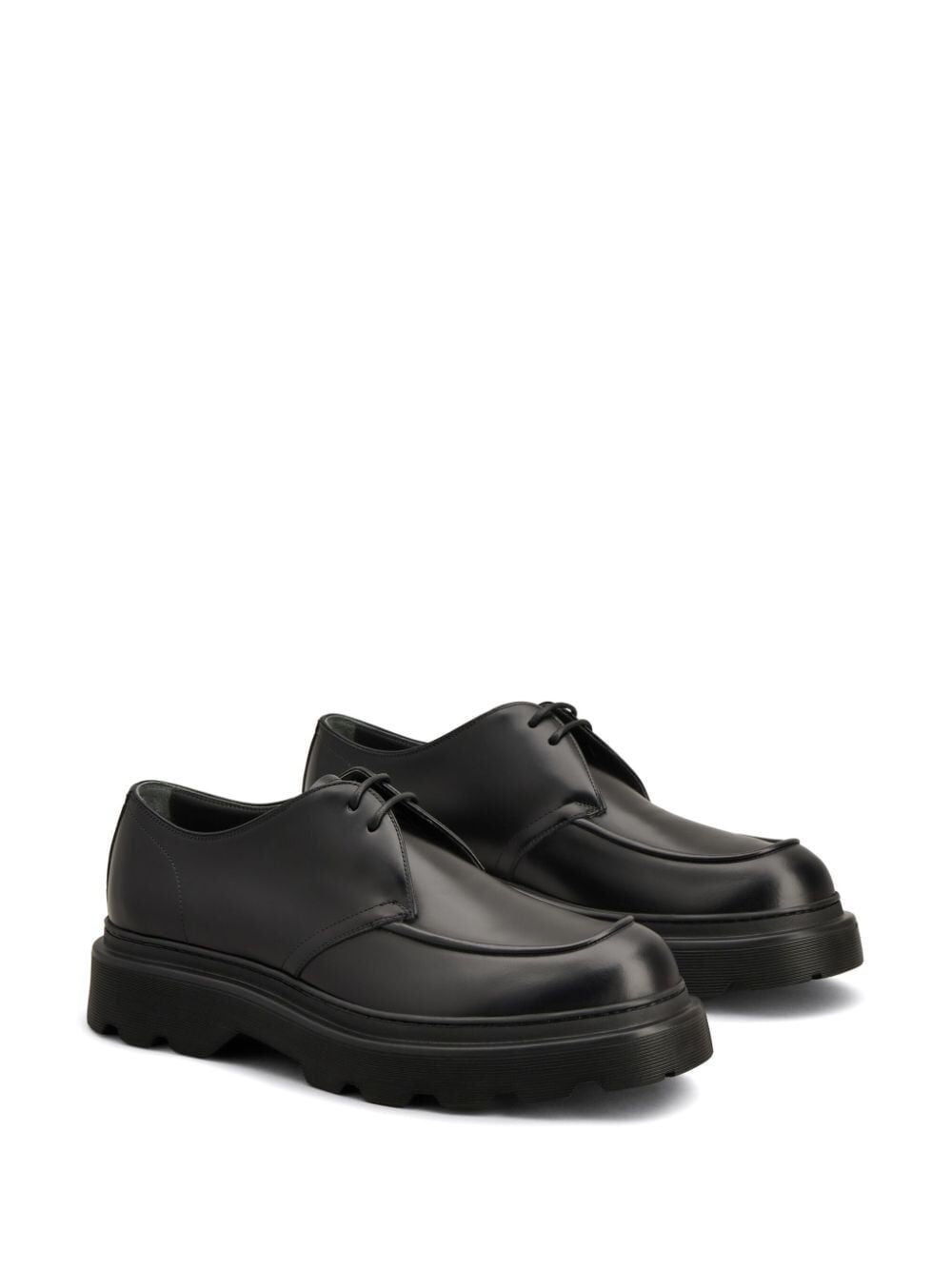 LACEUP LEATHER DERBY SHOES
