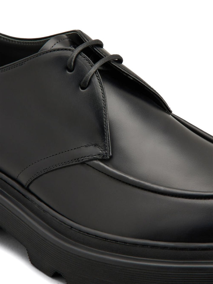 LACEUP LEATHER DERBY SHOES