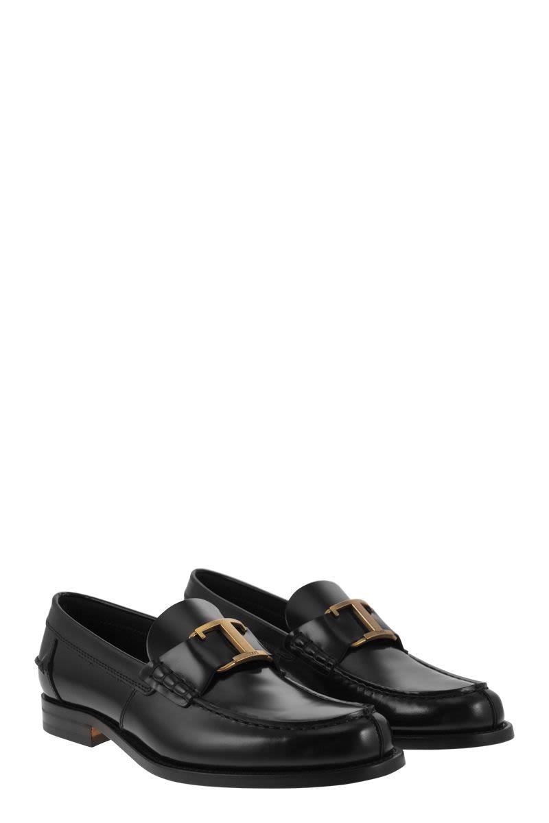LEATHER MOCCASIN