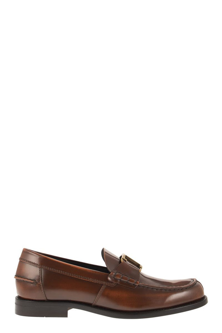 LEATHER MOCCASIN