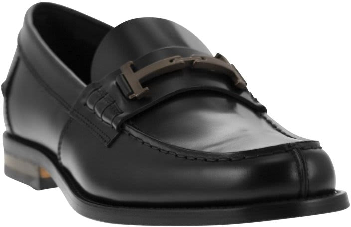 TIMELESS LEATHER LOAFER T