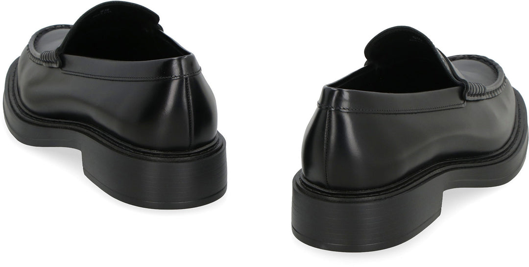 LEATHER LOAFERS