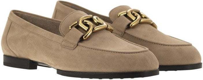 MOCCASIN IN NUBUCK WITH METAL CHAIN