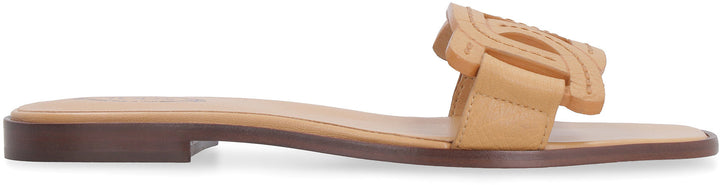 LEATHER FLAT SANDALS