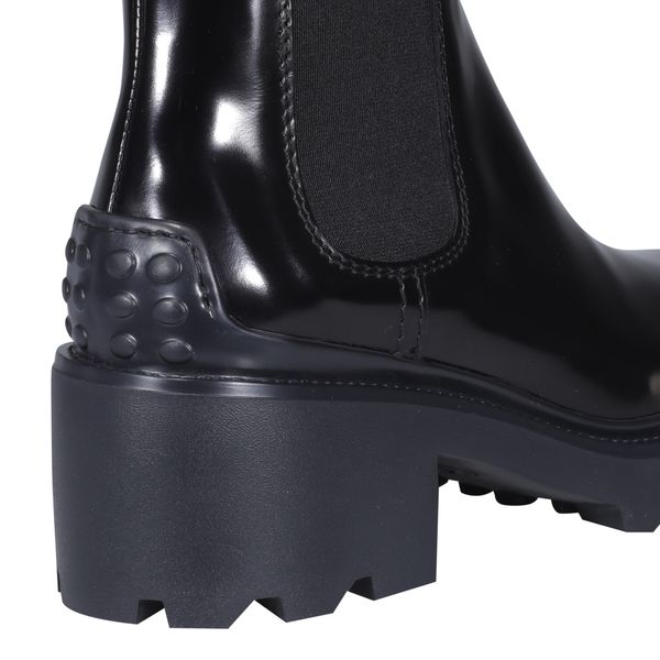 ITALIAN LEATHER CHELSEA BOOTS.