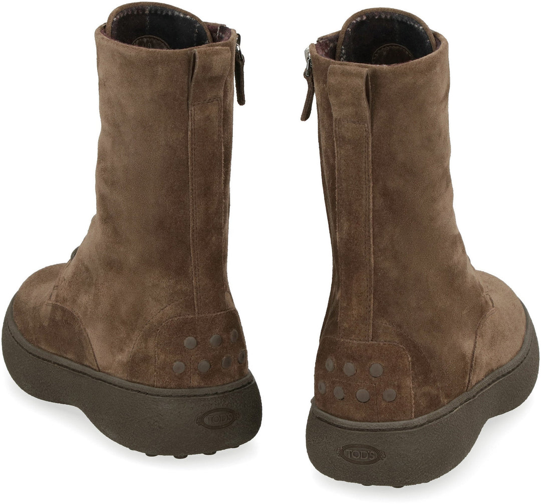 LACE-UP SUEDE ANKLE BOOTS