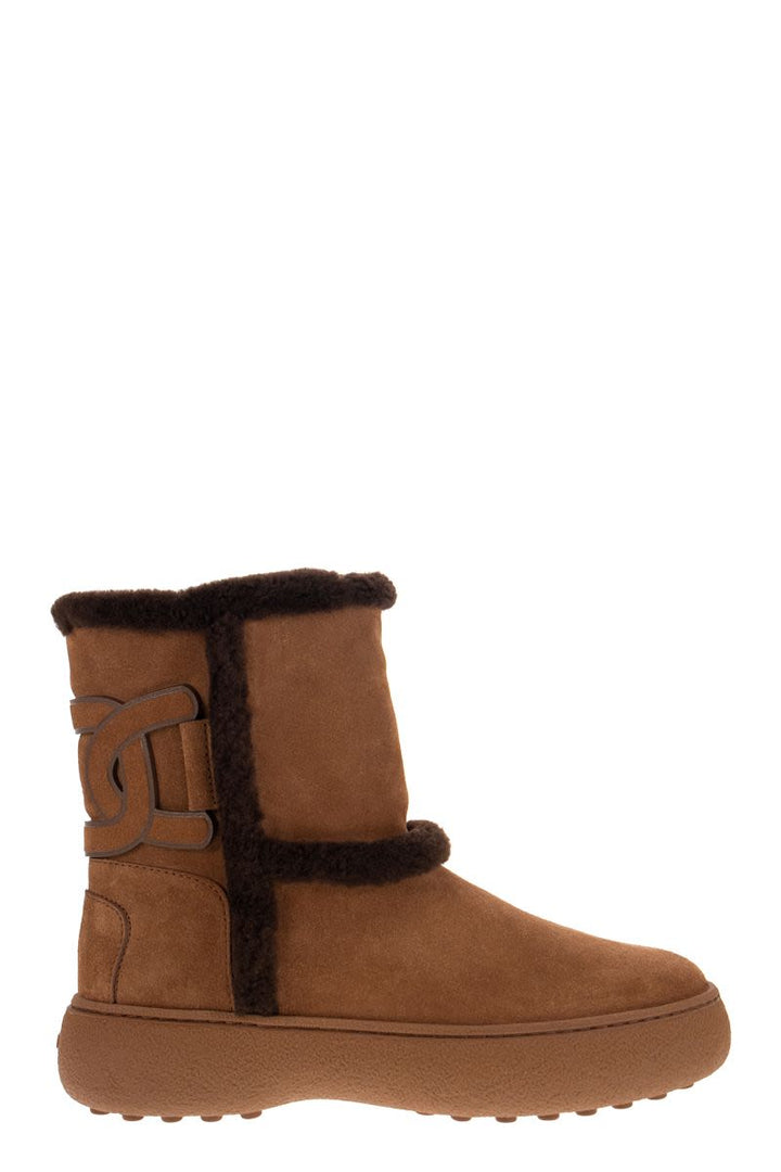 PADDED SUEDE ANKLE BOOT