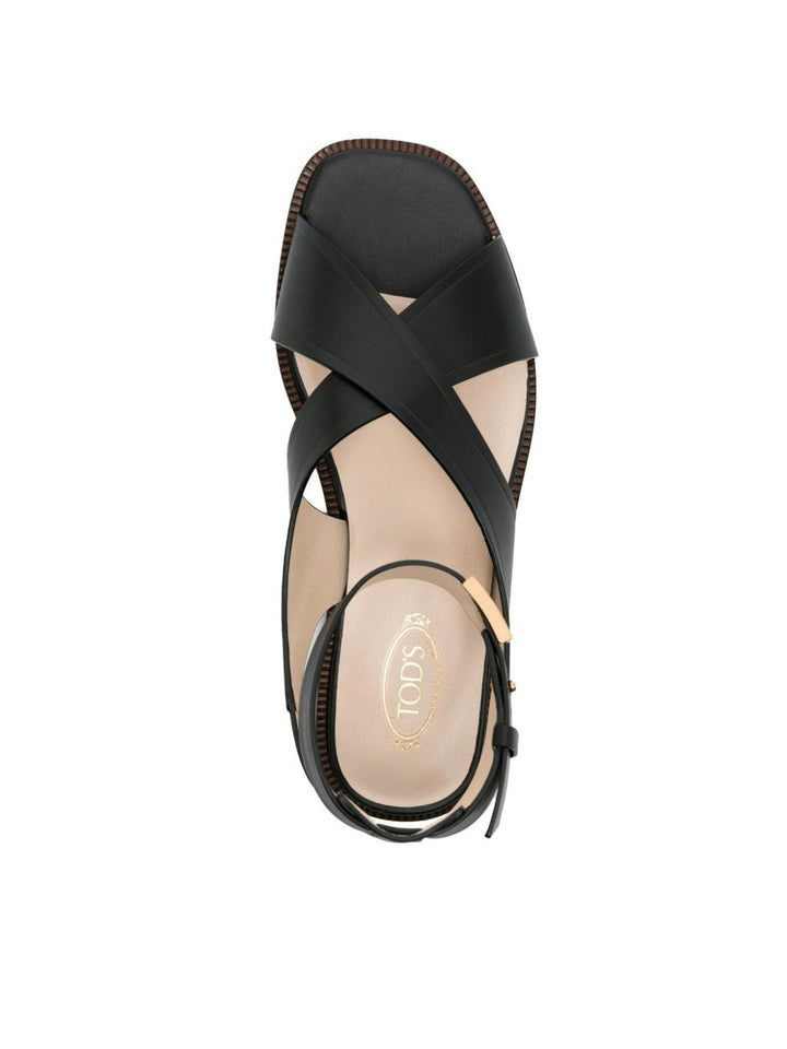 LEATHER FLAT SANDAS