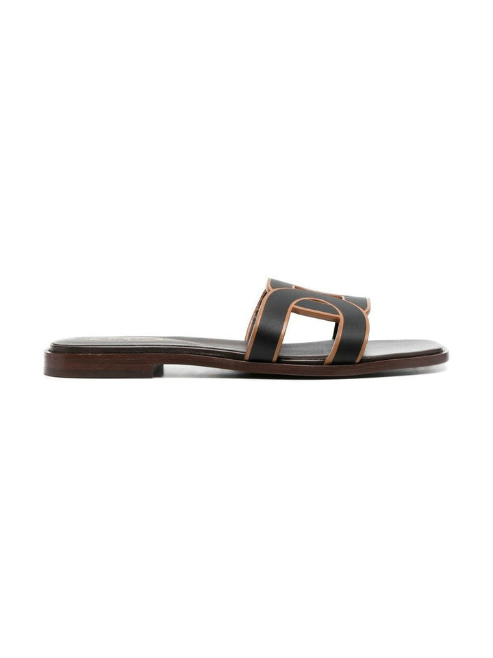 LEATHER SANDALS