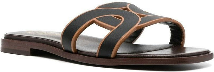 LEATHER FLAT SANDALS