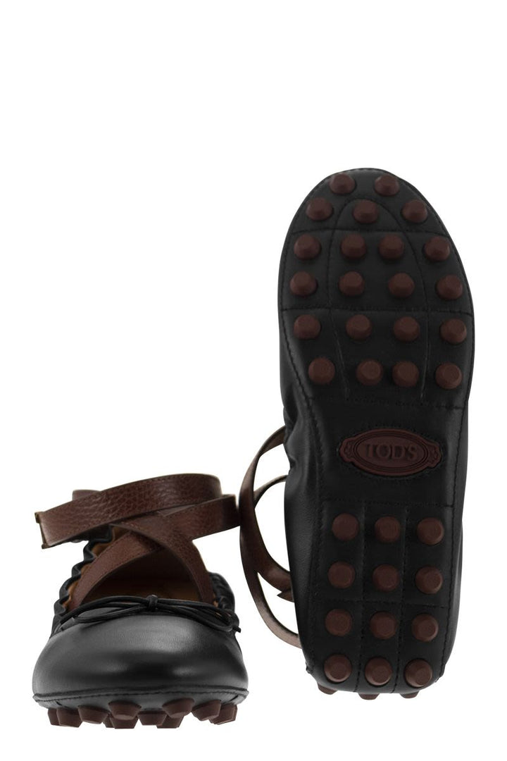 BUBBLE LEATHER BALLERINA WITH STRAP