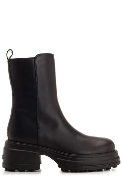 LEATHER PLATFORM ANKLE BOOTS.