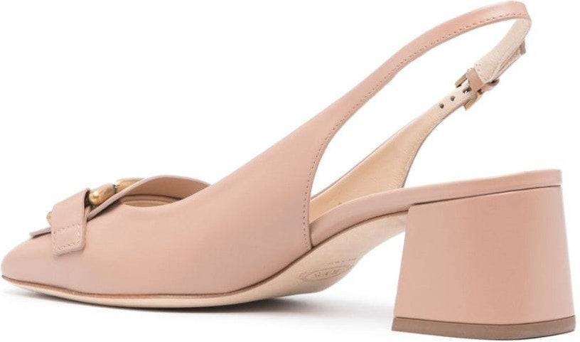 LEATHER SLINGBACK PUMPS.