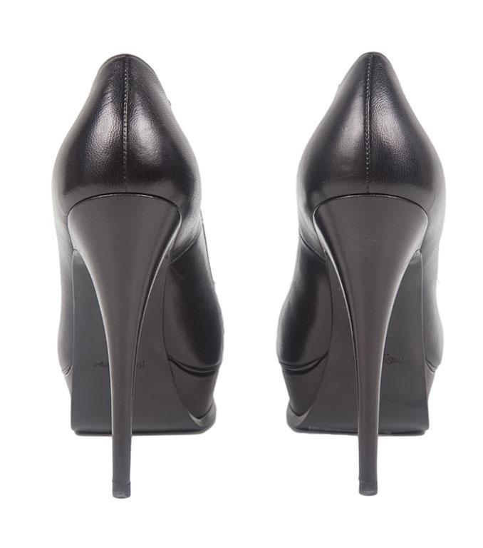 Yves Saint Laurent 39 Tribute Pump Sale